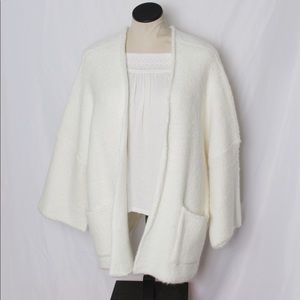 FOREVER21 White Chunky Cardigan